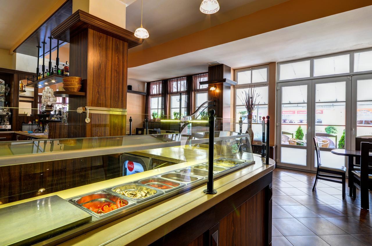 Hotel Pizzeria Istria Velké Losiny Buitenkant foto